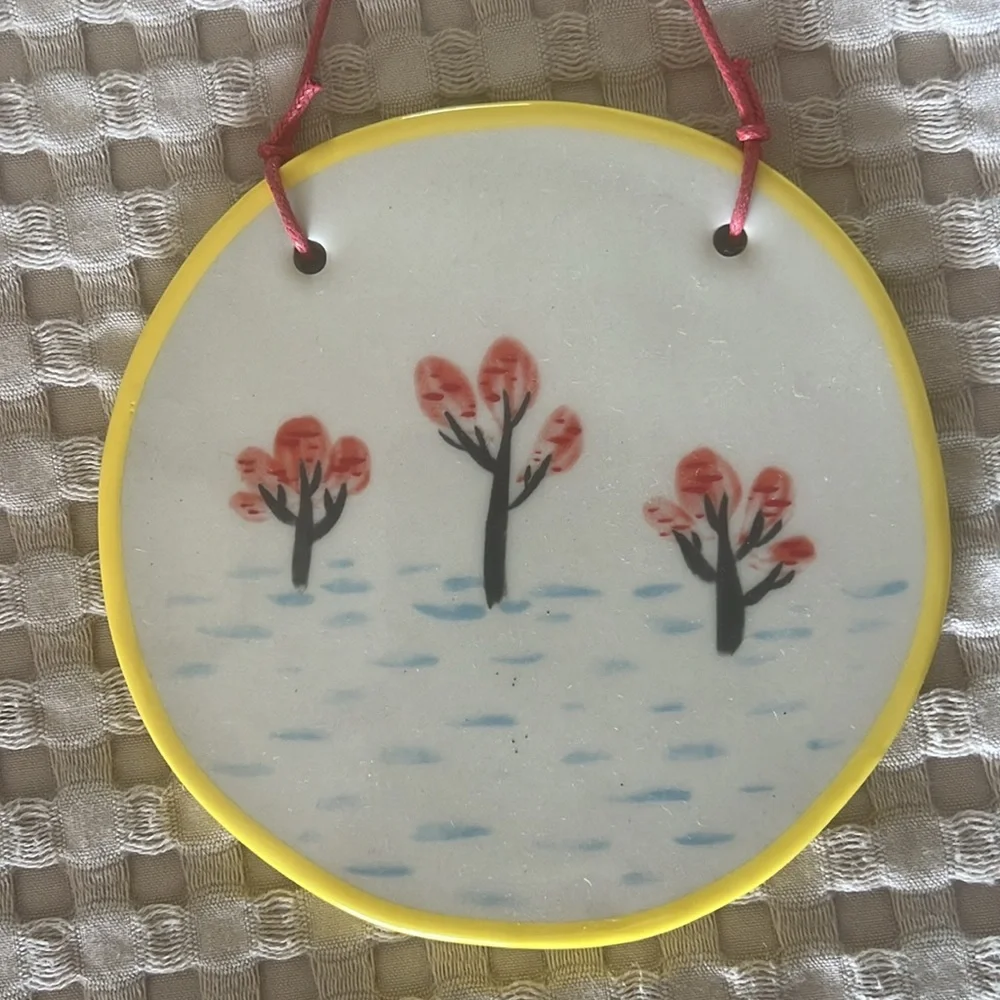 🏡Crate&Barrel Ceramic Wall Hanging🏡